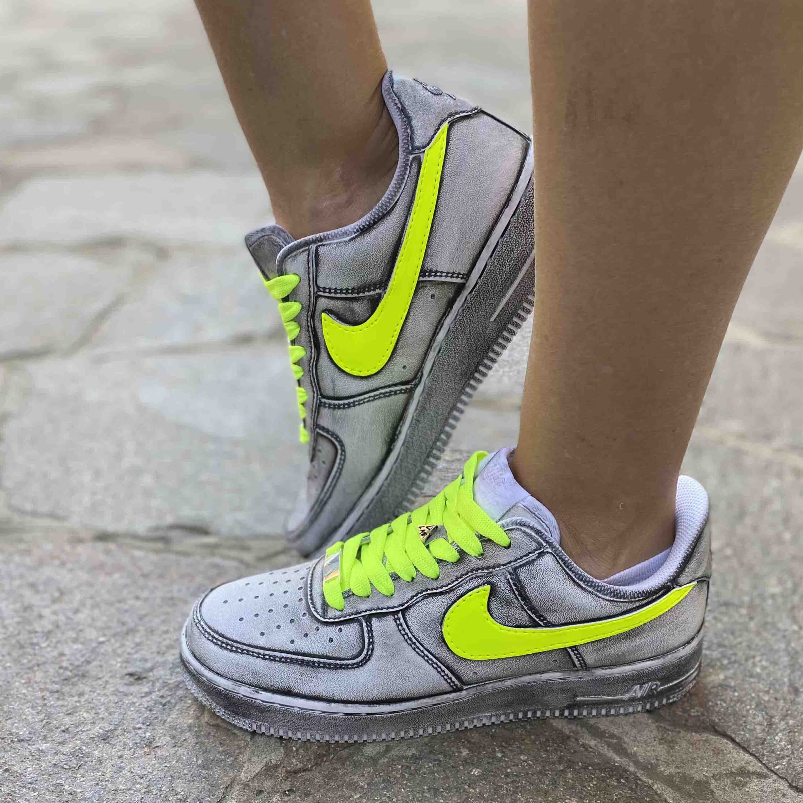 Nike Air Force One Custom Delave Swoosh Fluo LLab Scarpe Custom